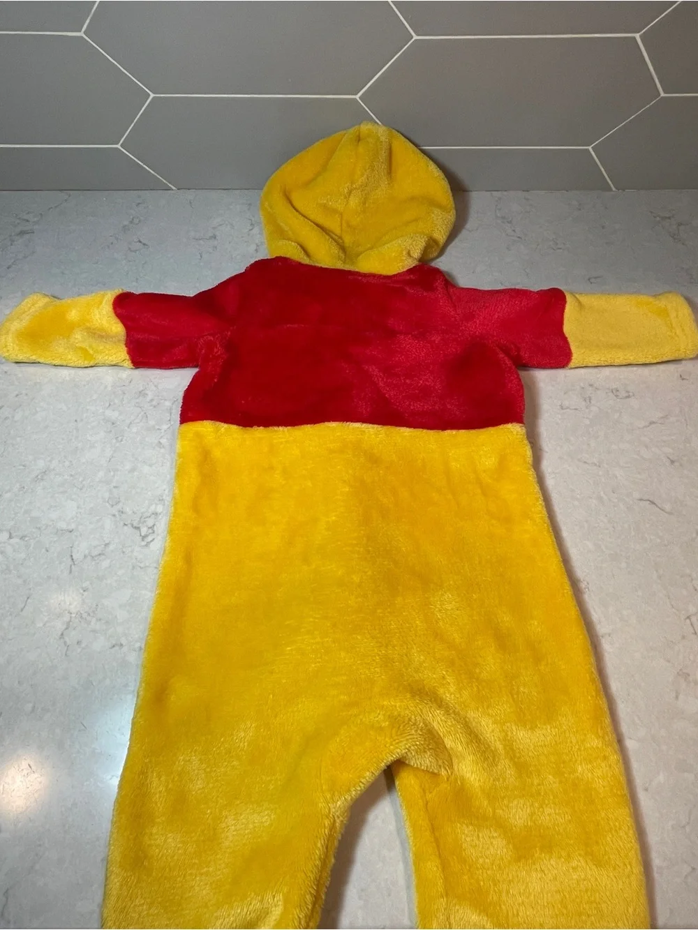 Winnie the Pooh Plush Fleece Kids One-Piece | Size 12 months | Pajama Costume - Picture 5 of 6